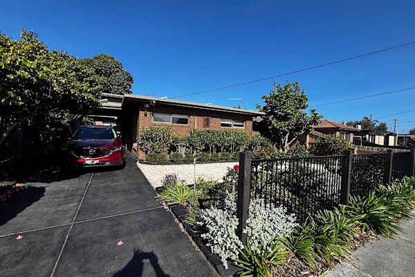 House sit in Melbourne, VIC, Australia