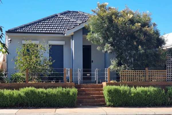 House sit in Perth, WA, Australia