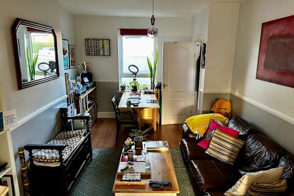 House sit in Sheffield, United Kingdom