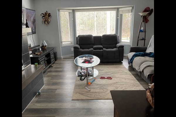 House sit in Brentwood Bay, BC, Canada