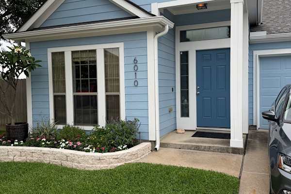 House sit in Houston, TX, US