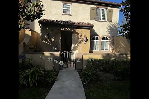 House sit in Camarillo, CA, US