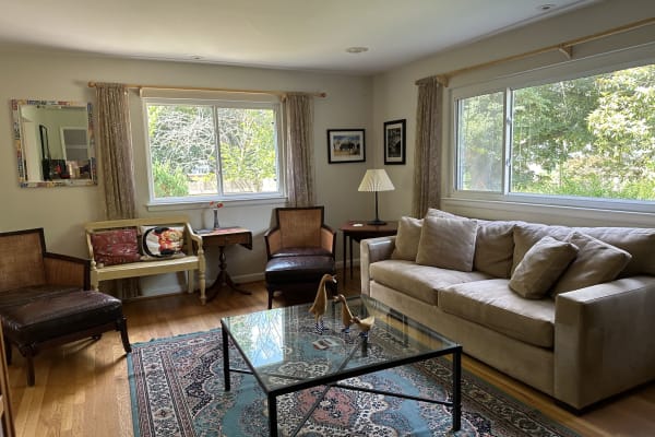 House sit in Bethesda, MD, US