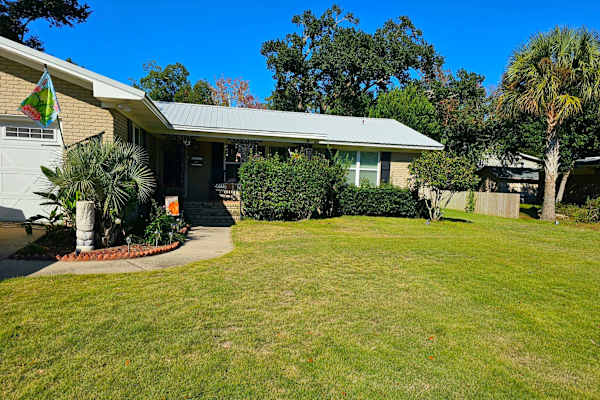 House sit in Pensacola, FL, US