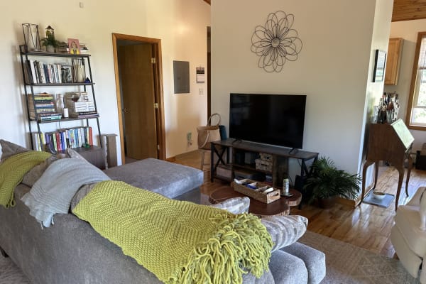 House sit in Ithaca, NY, US