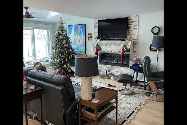 House sit in Amesbury, MA, US