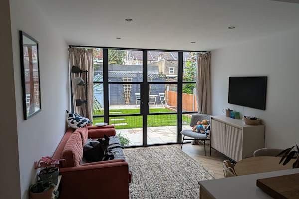House sit in Walthamstow, United Kingdom