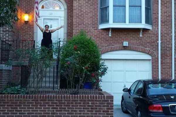 House sit in Alexandria, VA, US