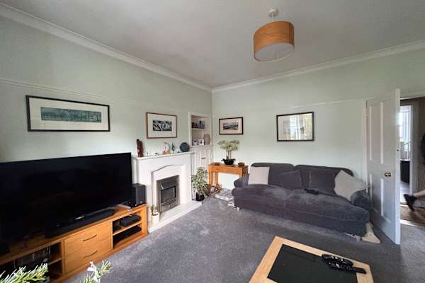 House sit in Edinburgh, United Kingdom