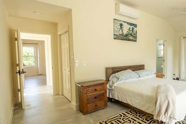 House sit in Marsh Harbour, Bahamas