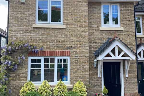 House sit in Kingston upon Thames, United Kingdom