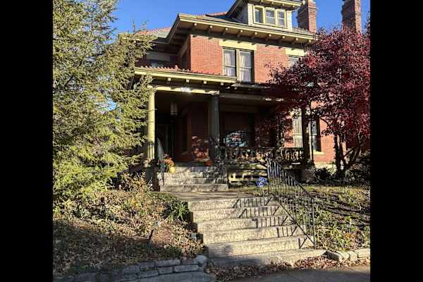 House sit in Columbus, OH, US