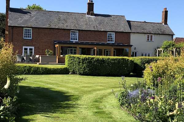 House sit in Shefford, United Kingdom