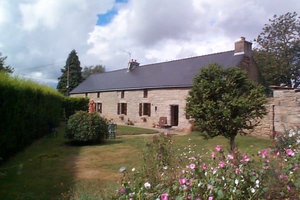 House sit in Guémené-sur-Scorff, France