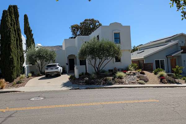 House sit in San Luis Obispo, CA, US