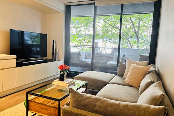 House sit in Melbourne, VIC, Australia