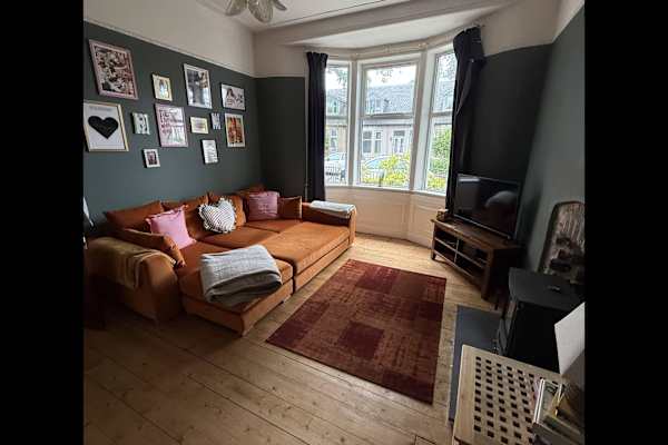 House sit in Partick, United Kingdom