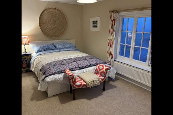 House sit in Barton Stacey, United Kingdom