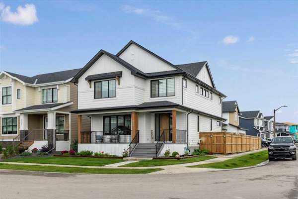 House sit in Calgary, AB, Canada