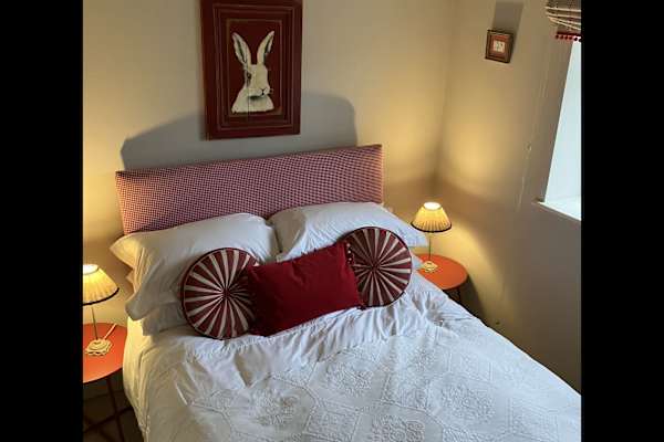 House sit in East Knoyle, United Kingdom