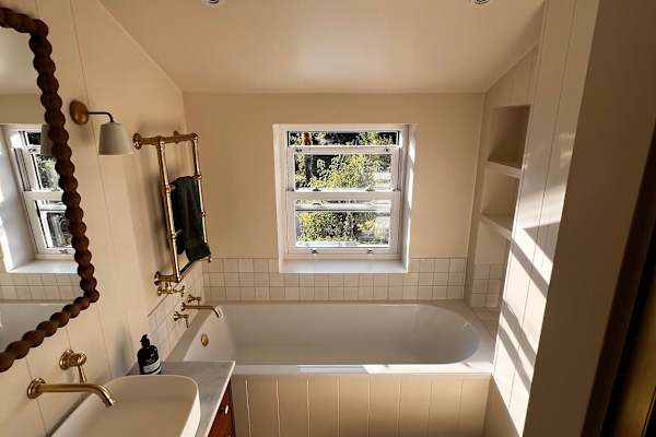 House sit in Exeter, United Kingdom