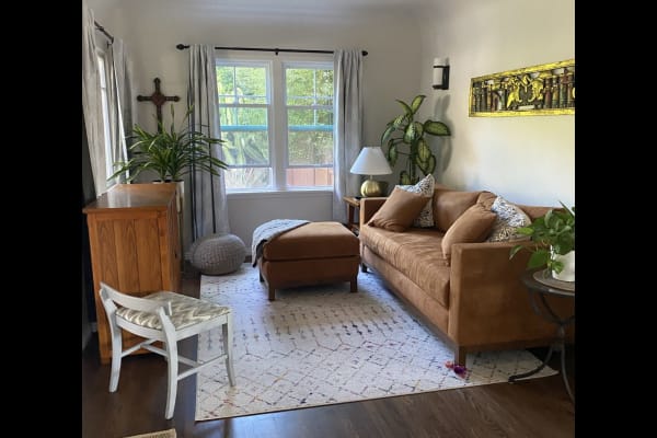 House sit in Santa Barbara, CA, US