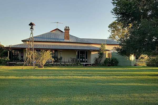 House sit in Allora, QLD, Australia