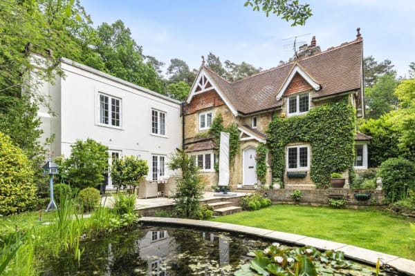 House sit in Churt, United Kingdom