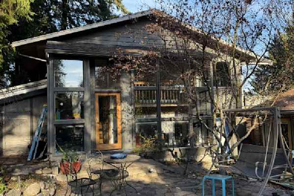 House sit in Bainbridge Island, WA, US