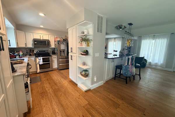 House sit in Severna Park, MD, US