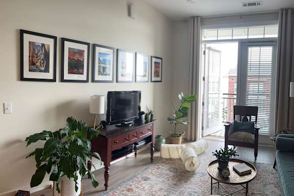 House sit in Charlotte, NC, US