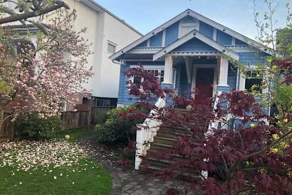 House sit in Kitsilano, BC, Canada