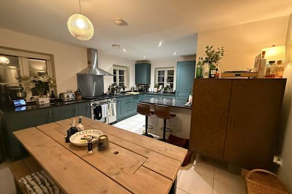 House sit in Stratford-upon-Avon, United Kingdom