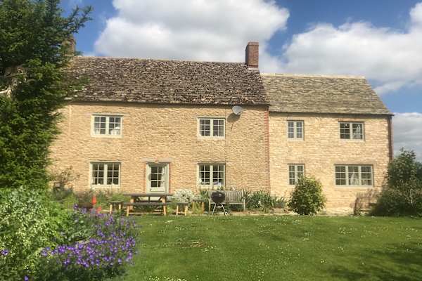 House sit in Stanford in the Vale, United Kingdom