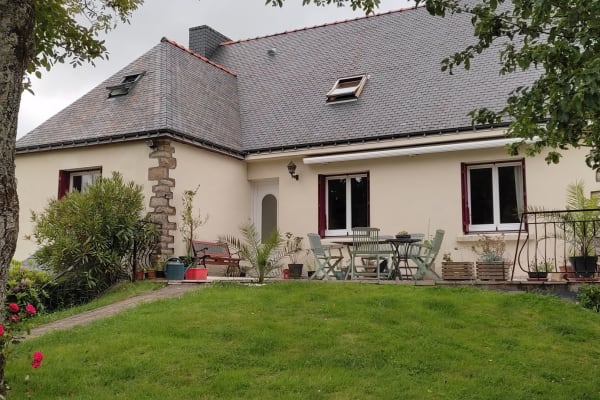 House sit in Vannes, France