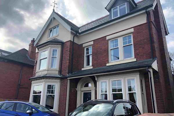 House sit in Telford, United Kingdom