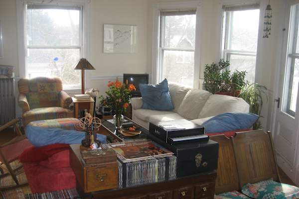 House sit in Brookline, MA, US