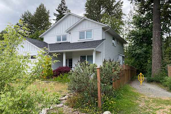 House sit in Courtenay, BC, Canada