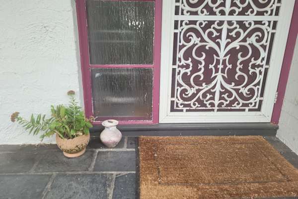 House sit in Canberra, Australian Capital Territory, Australia