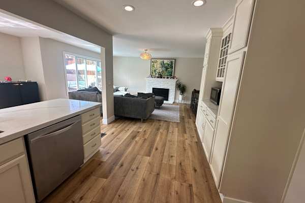 House sit in Petaluma, CA, US