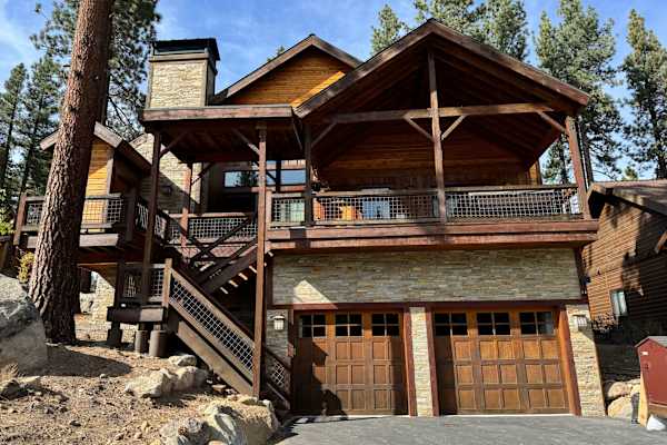 House sit in Truckee, CA, US