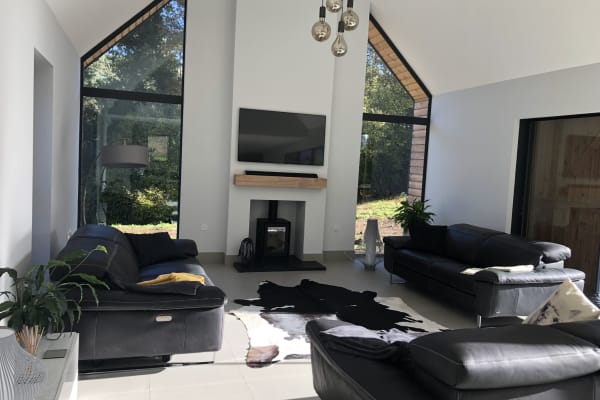 House sit in Hindhead, United Kingdom