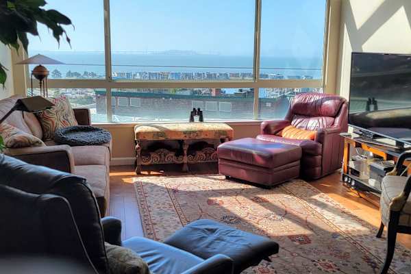 House sit in Point Richmond, CA, US