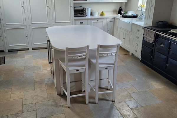 House sit in Hitchin, United Kingdom