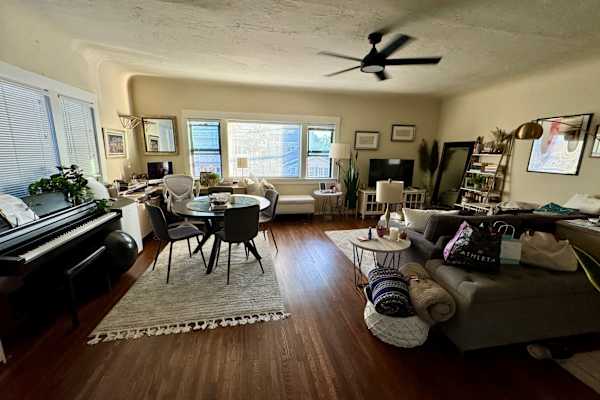 House sit in Bluff Heights, CA, US