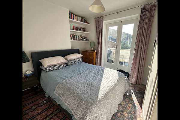 House sit in London, United Kingdom