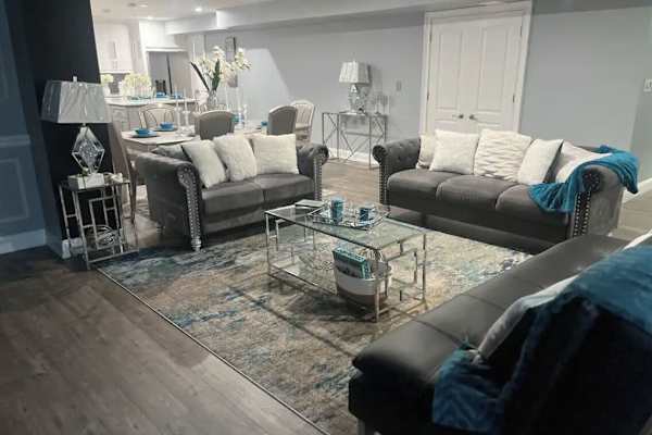 House sit in Glasgow, DE, US