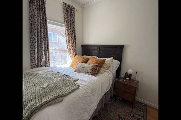 House sit in Brooklyn, NY, US