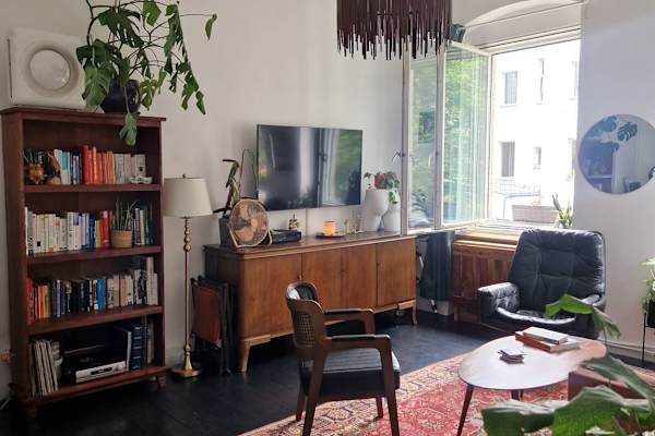 House sit in Berlin, Germany