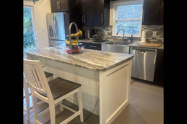 House sit in Arlington, VA, US